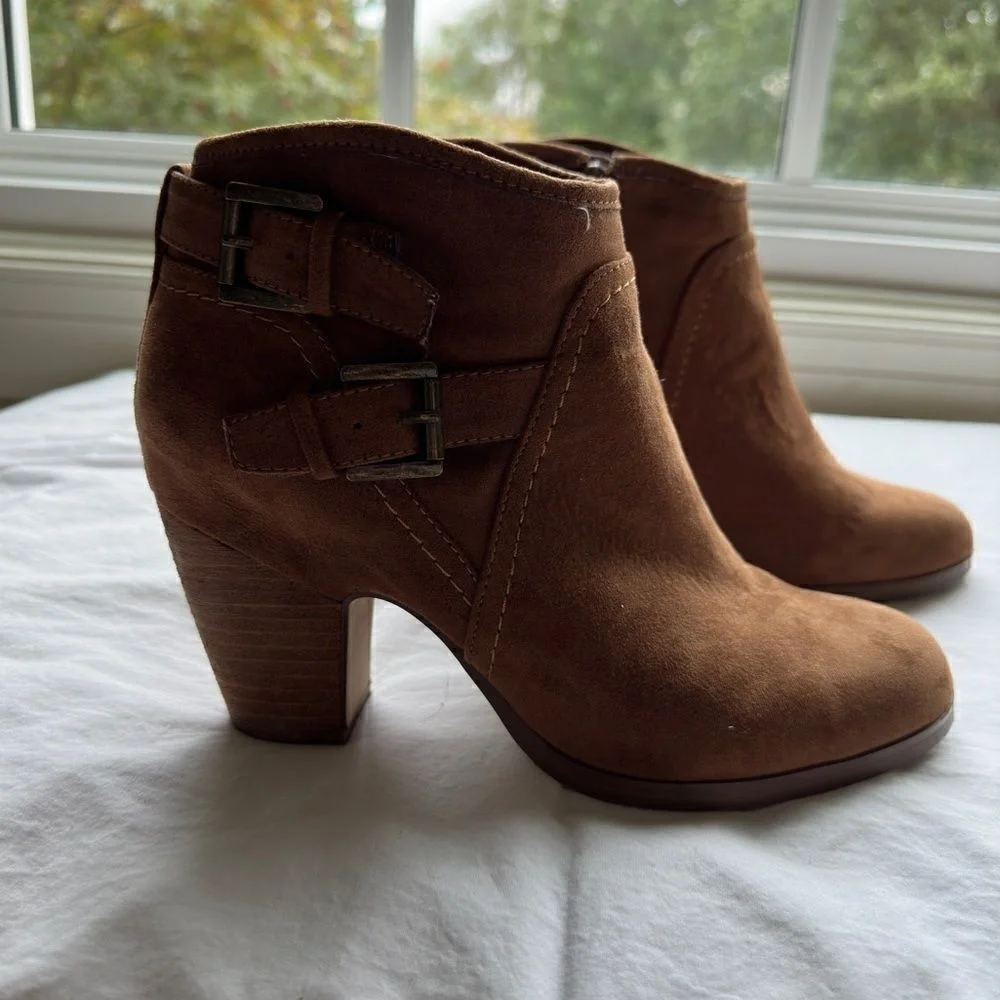 Karissa Bootie‎ by Crown Vintage - Double Buckle, Zip Side Brown Suede Size 7.5